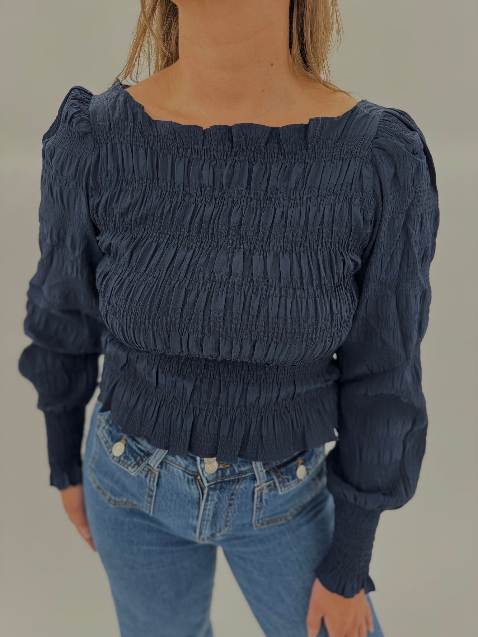 PCMOPPI Top - Navy Blazer